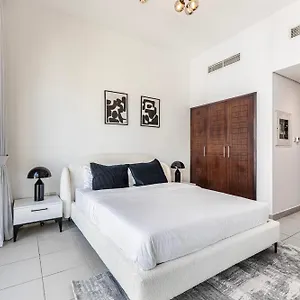 Boulevard Central, View, Downtown Apartment